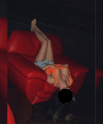 Сексуальная кошечка приглашает на встречу полную страсти и жарких ласк. Позволь себе немного безумия и наслаждения! 10175, 19 лет